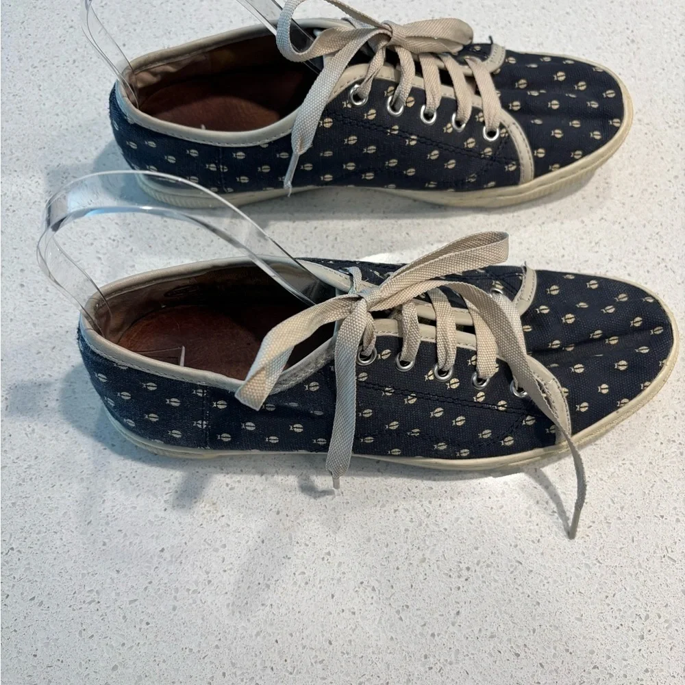Fossil Navy Canvas Sneakers with Beige Accents, Size 8